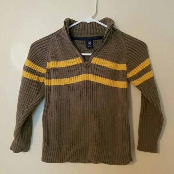 Boys GAP Sweater Small 6-7. Very Warm - Picture 1 of 2